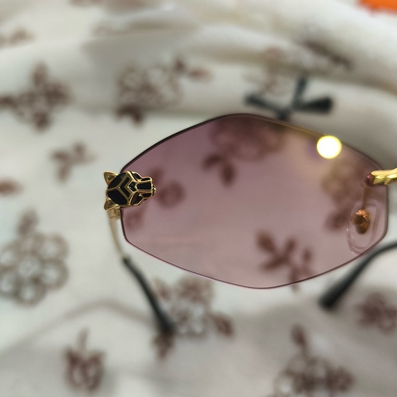Cartier Purple Polygonal Frameless Sunglasses - Picture 4 of 10